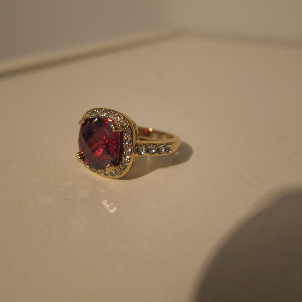 Cz Red Ruby Statement Halo Wring Size 5 - image 1